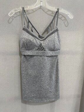 Lululemon Gray Strappy Back Tank Top Womens Built In Bra Yoga Athletic Top